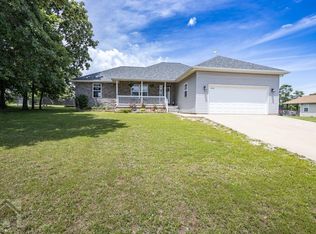 21030 Larson Rd, Waynesville, MO 65583