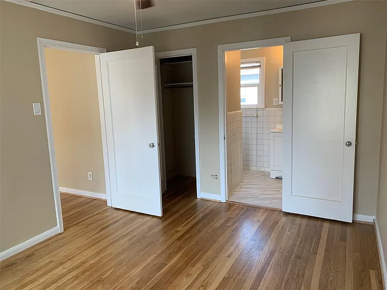 307 Avondale St #1.5 — Photo 11