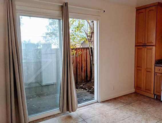 5th image of 1717 Noranda Dr APT 1