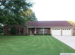 2225 Essex Dr SW, Decatur, AL 35603