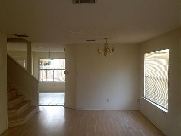 3rd image of 13330 Black Canyon Dr