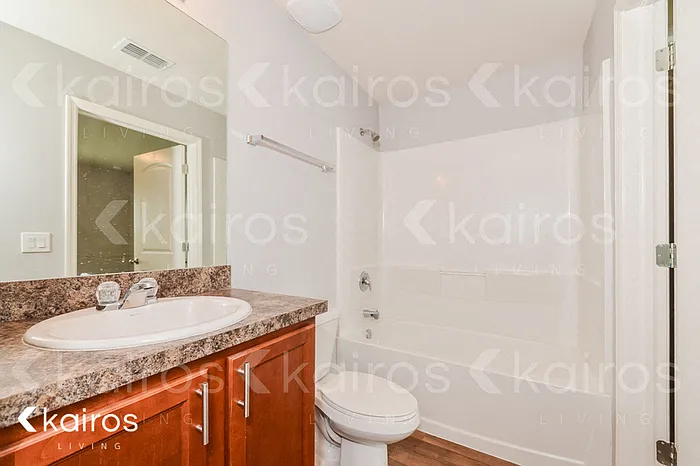 433 Church Ave NW — Photo 8