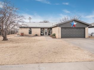804 Mills Ave, Dumas, TX 79029