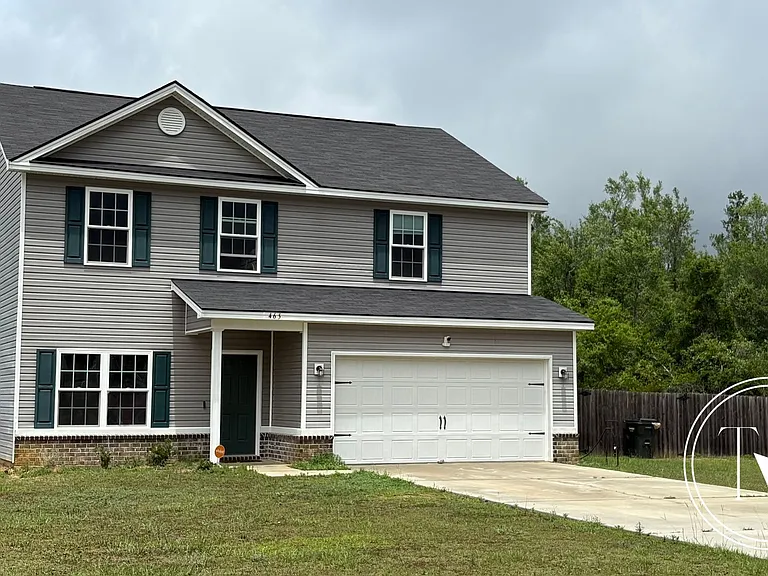 465 Huntington Dr NE — Photo 3