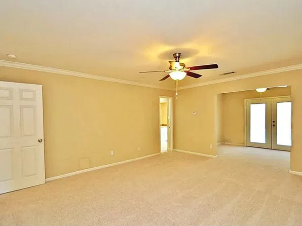 10030 Windriver Dr, Houston, TX 77070