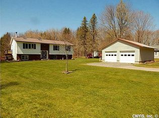 45 Kibbie Lake Rd, Constantia, NY 13044