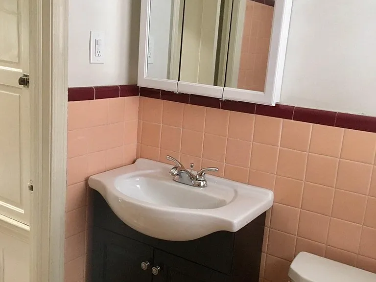 16 Saint Albans Ave #SAINT ALBANS PLACE — Photo 8