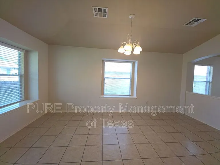 2609 Butler Way — Photo 21