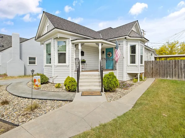 124 W Florinda Street, Hanford, CA 93230