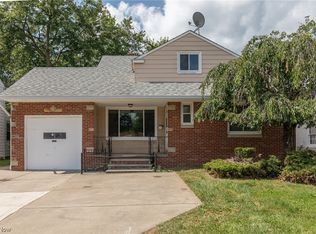 424 Babbitt Rd, Euclid, OH 44123