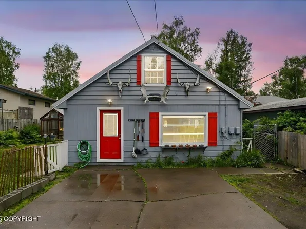 2527 Cottonwood St, Anchorage, AK 99508