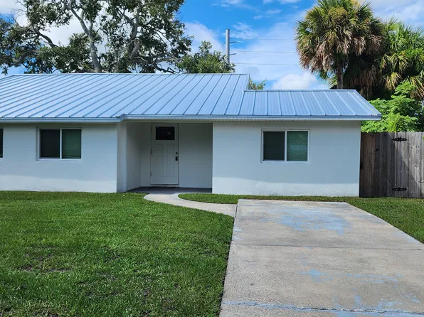 1576 Avocado Ave, Melbourne, FL 32935