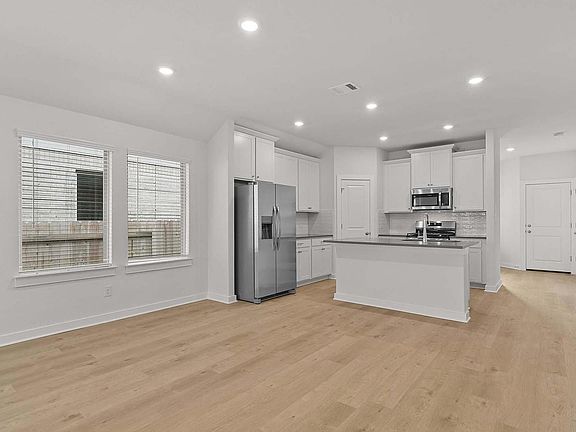 7th image of this home