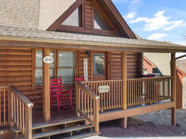 427 Big Bear Way, Pigeon Forge, TN 37863