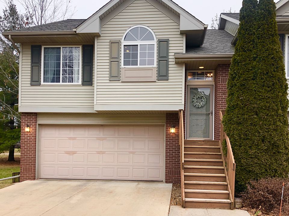 1st image of 40 David Lee Ct