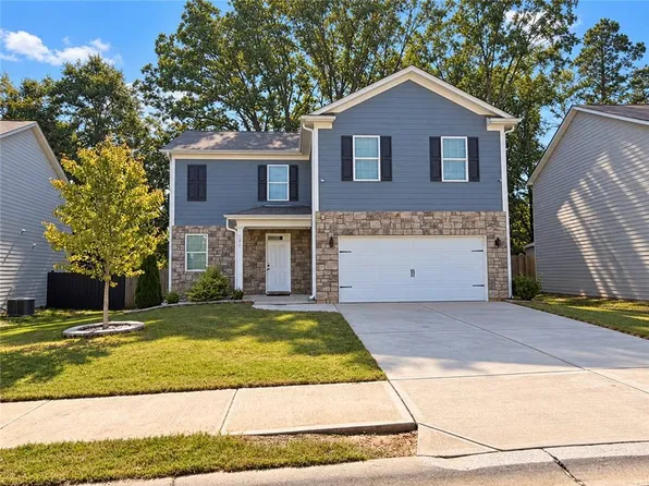 341 Starbuck Pkwy, Pendergrass, GA 30567