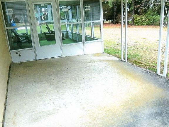 3rd image of 16 Redlands Ct