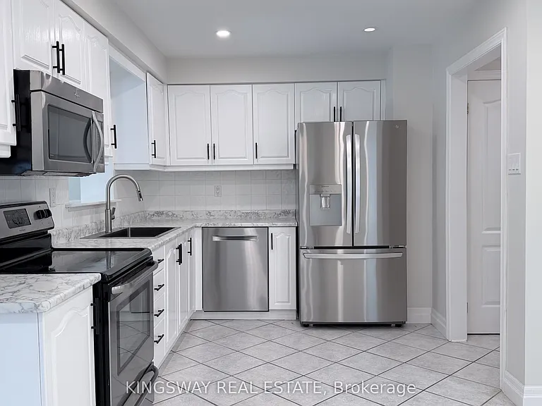 3123 Bartholomew Cres — Photo 16