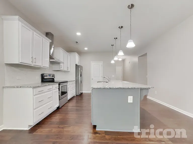1064 Bitting Hall Cir — Photo 6