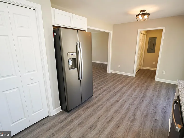 621 Cedar St — Photo 22