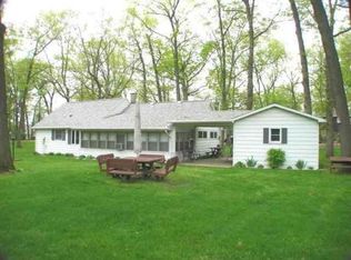 1666 Oakwood Ave, Brooklyn, MI 49230