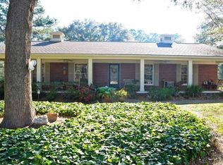 2825 Pine Ridge Rd, Tallahassee, FL 32308