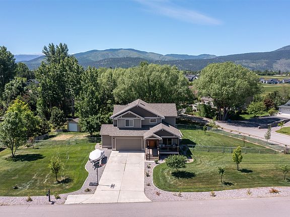 4th image of 7521 Peregrine Ct