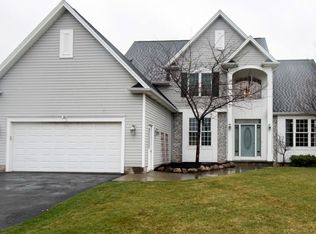30 Marc Mar Trl, Rochester, NY 14606