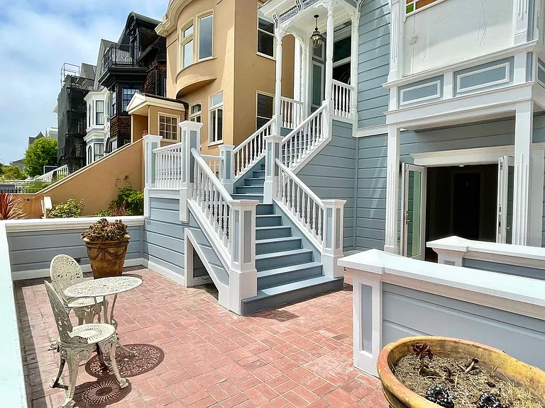 3346 Clay St — Photo 2
