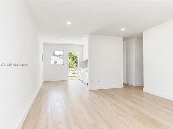355 NE 55th Ter, Miami, FL