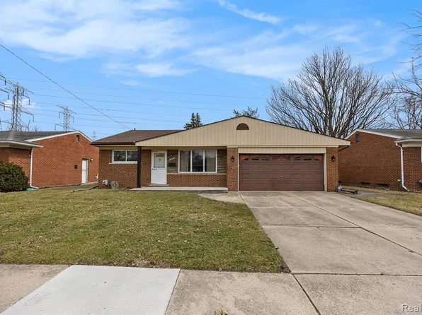 29728 Palomino Dr, Warren, MI 48093