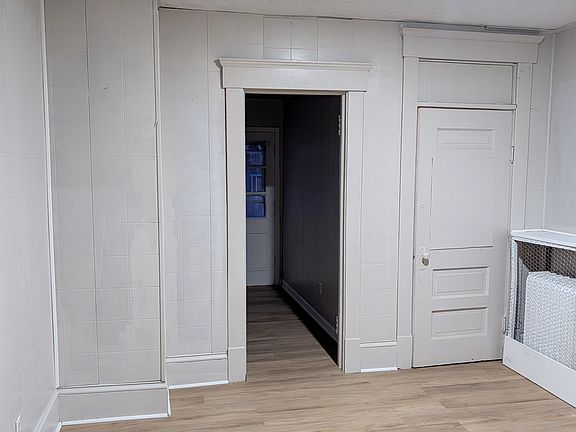 3rd image of 214 Park Ave NW Unit 1