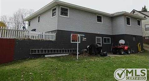 5th image of 810 W College Ave