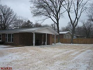 4th image of 1001 Llewellyn Ln