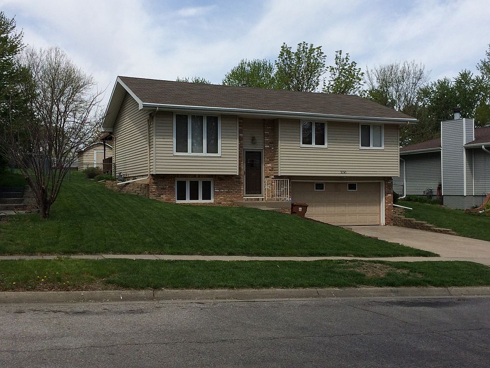 1st image of 5741 Queens Dr