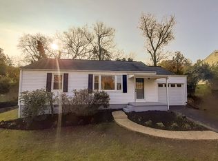 1402 Taylor Rd, Knoxville, TN 37920