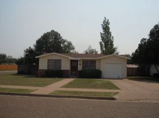 1901 62nd St, Lubbock, TX 79412