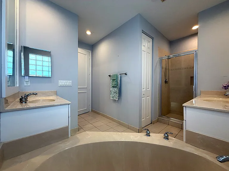 143 Isle Verde Way — Photo 20