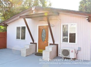 2715 NE 115th St, Seattle, WA 98125