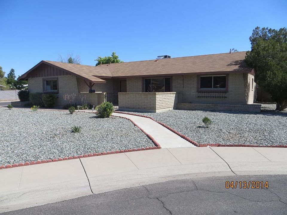 1st image of 1039 E Greenway Dr