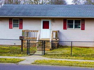 533 S Avenue B, Washington, IA 52353