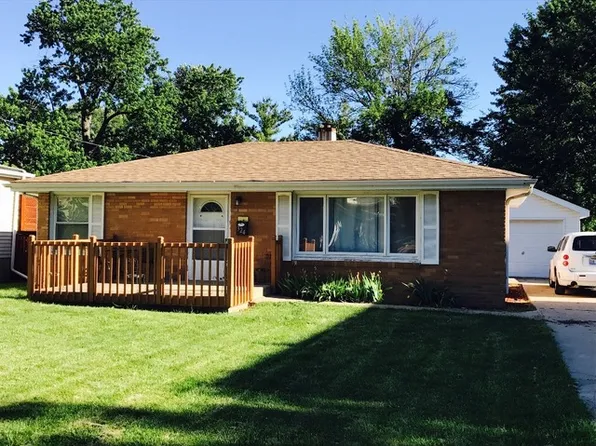 324 W Delaware St, Dwight, IL 60420