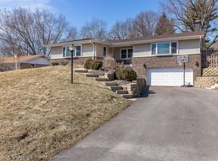 3S174 Shagbark Ln, Glen Ellyn, IL