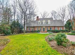 1402 Hobbs Rd, Greensboro, NC 27410