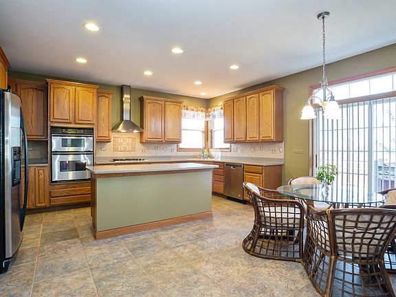 5th image of 436 Birmingham Ln