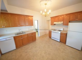 21 Bigelow Rd, Brighton, MA 02135