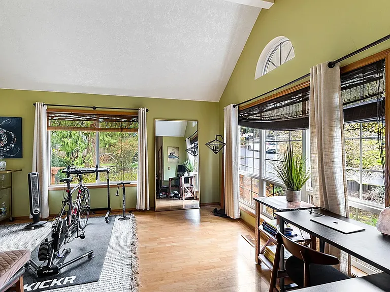 7956 SW 61st Ave — Photo 9