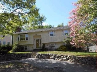 49 Waverly Rd, Woburn, MA 01801