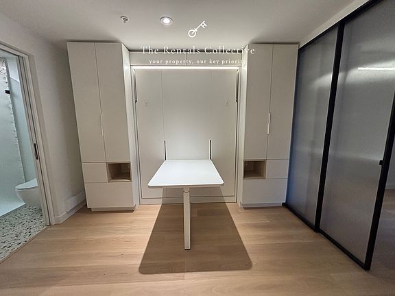 5th image of 2471 Saint George St #321