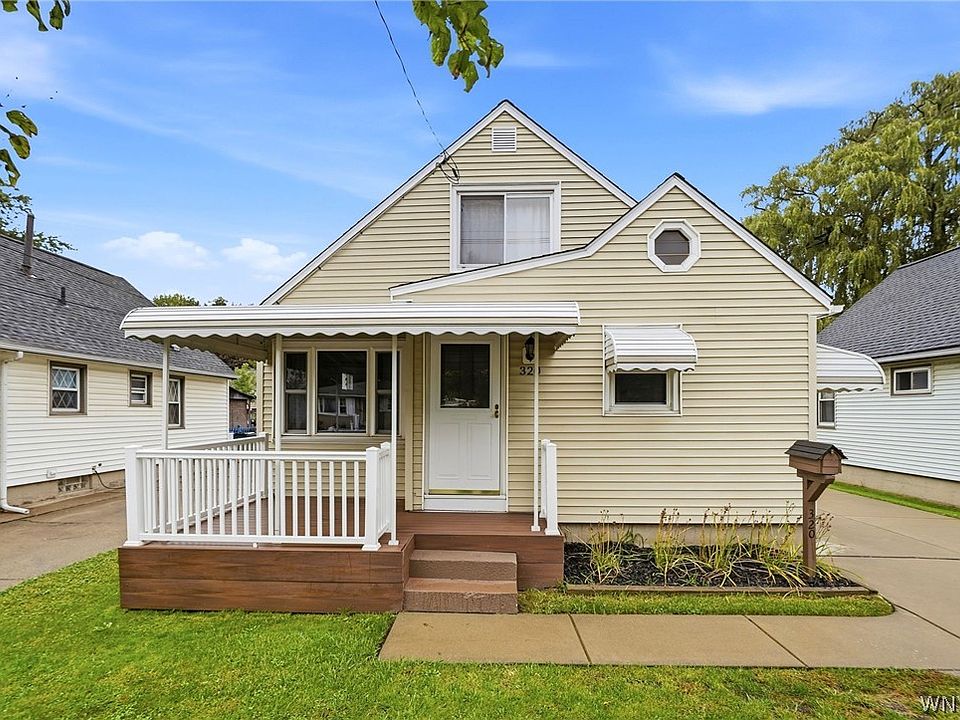 1st image of 320 Marilla St